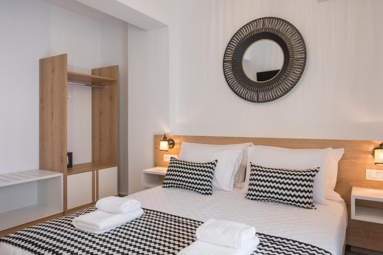 Indigo Blue Seaside Deluxe Apartments Kíssamos Esterno foto